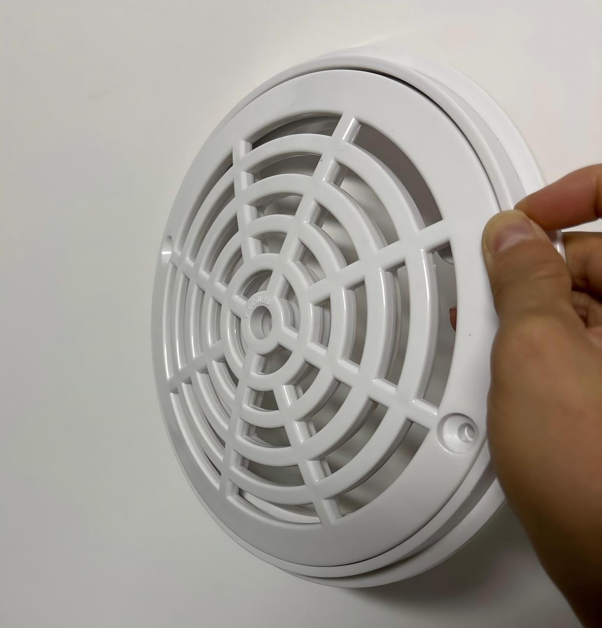 Recalled Jeriflyer pool drain cover