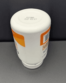 Lot number 0066J4, 0065J4, 0453B5 or 0370B5 is printed on the bottom of the bottle